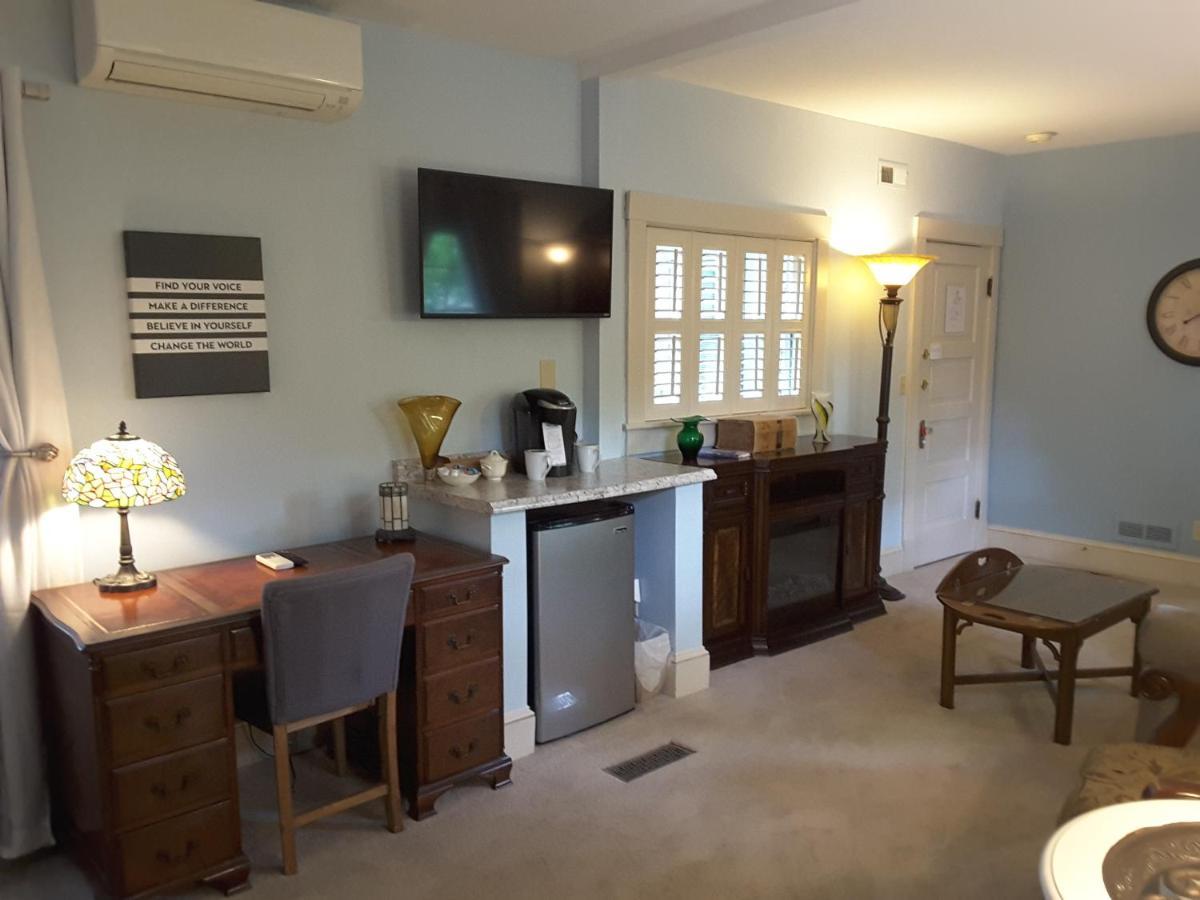 North Lodge On Oakland Bed And Breakfast Asheville Ngoại thất bức ảnh