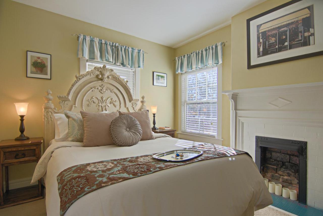 North Lodge On Oakland Bed And Breakfast Asheville Ngoại thất bức ảnh