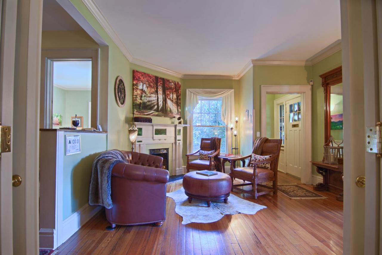 North Lodge On Oakland Bed And Breakfast Asheville Ngoại thất bức ảnh